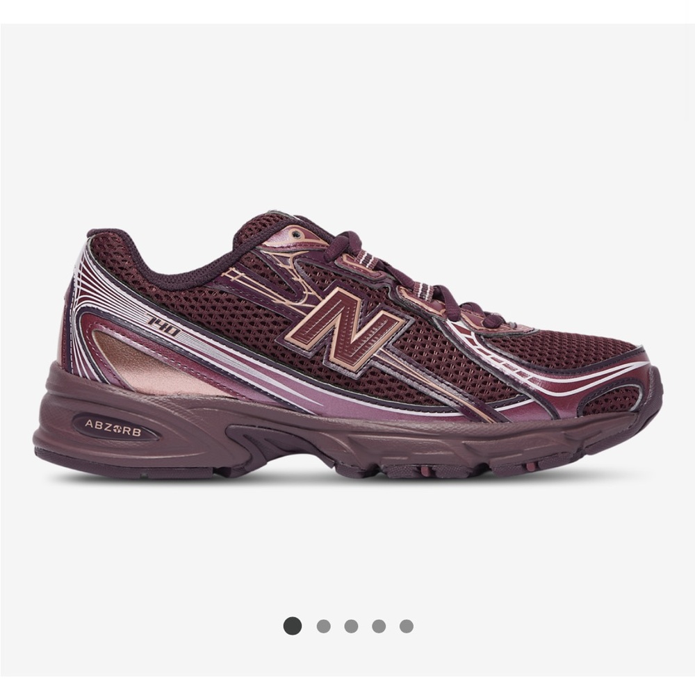 New Balance Women's Maroon and Rose Lace-Up Athletic Shoe 740 size 8